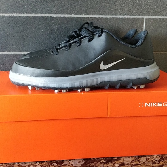 nike precision golf shoes